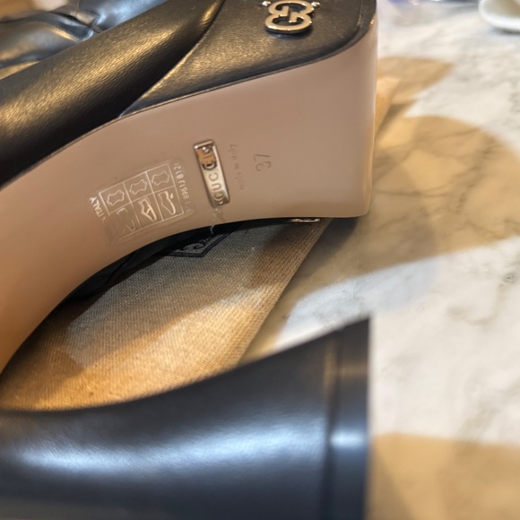 Gucci Janaya  Black Leather GG Stud Platform Booties 37 New in box - Picture 7 of 15